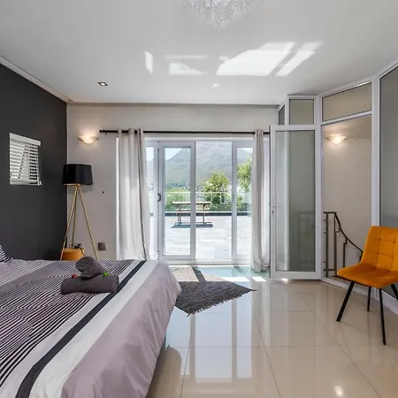 Bed And Breakfast Villa Livadia Cape Town Exterior photo