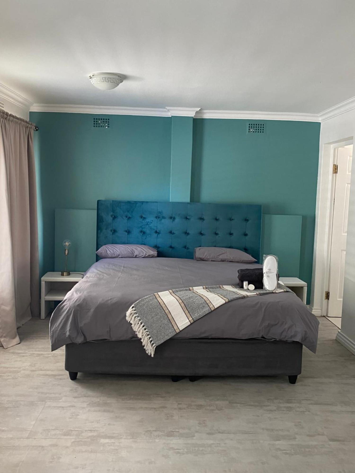 Livadia Bed & Breakfast *