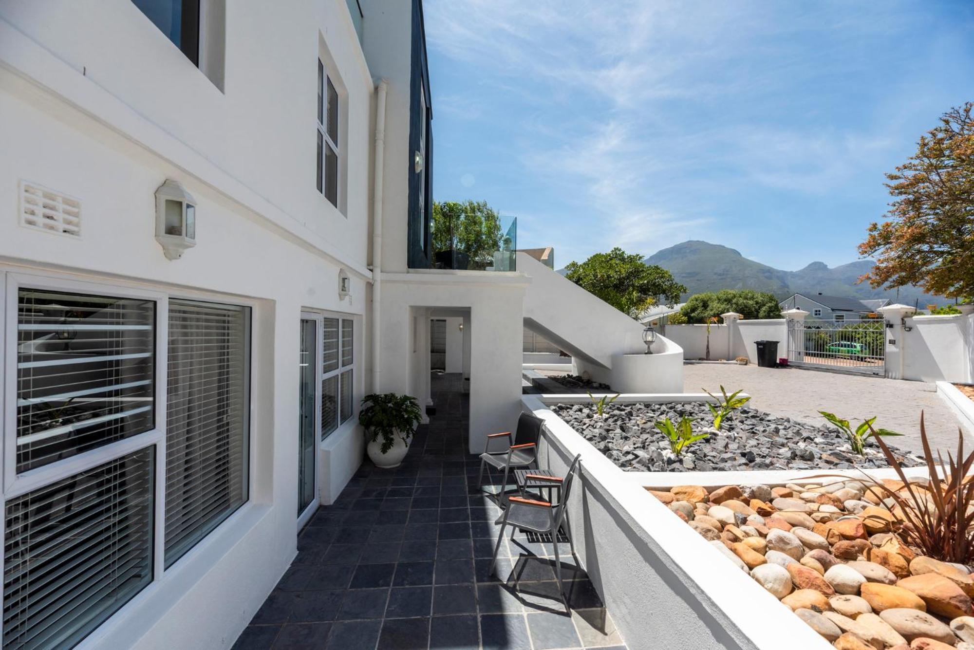 Livadia Bed & Breakfast Cape Town